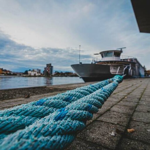 Transport law and logistics shipping Switzerland